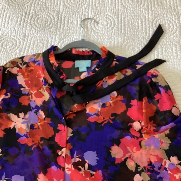 CeCe By Cynthia Steffe Floral Top Blouse Size L Multicolor With Tie Neck - Picture 10 of 11